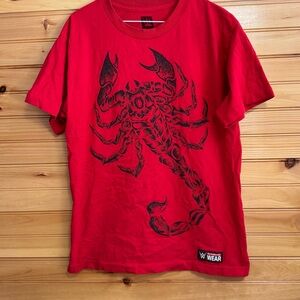 WWE Red Sting Scorpion Graphic Men's T-Shirt Medium